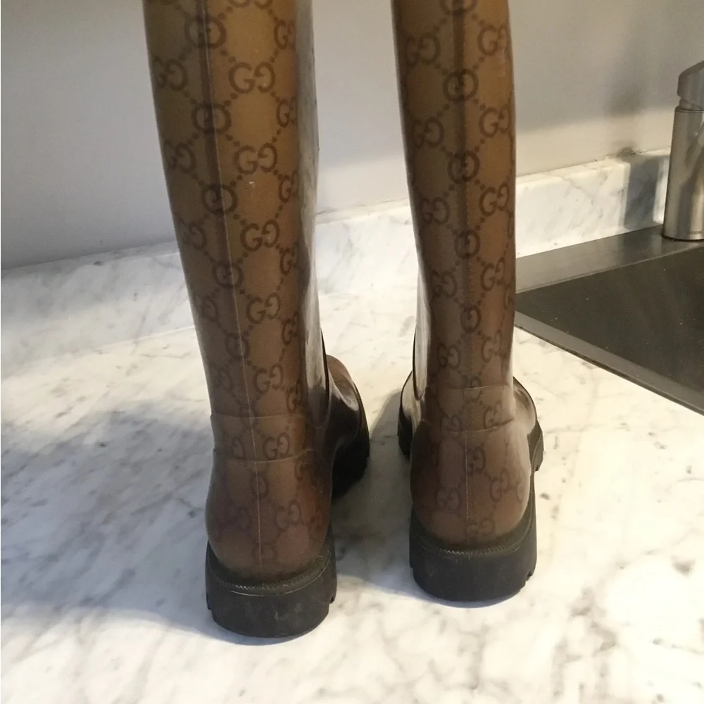 Authentic Gucci Brown Monogram Rain Boots for Women SZ 35